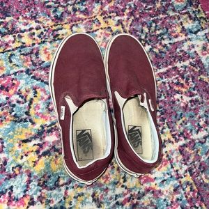 Women’s classic maroon slip on vans